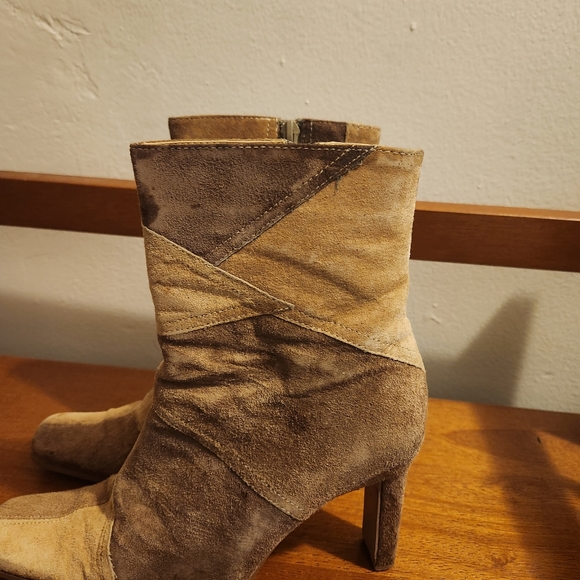 Suede "patches" ankle boots size 7 - Picture 2 of 4